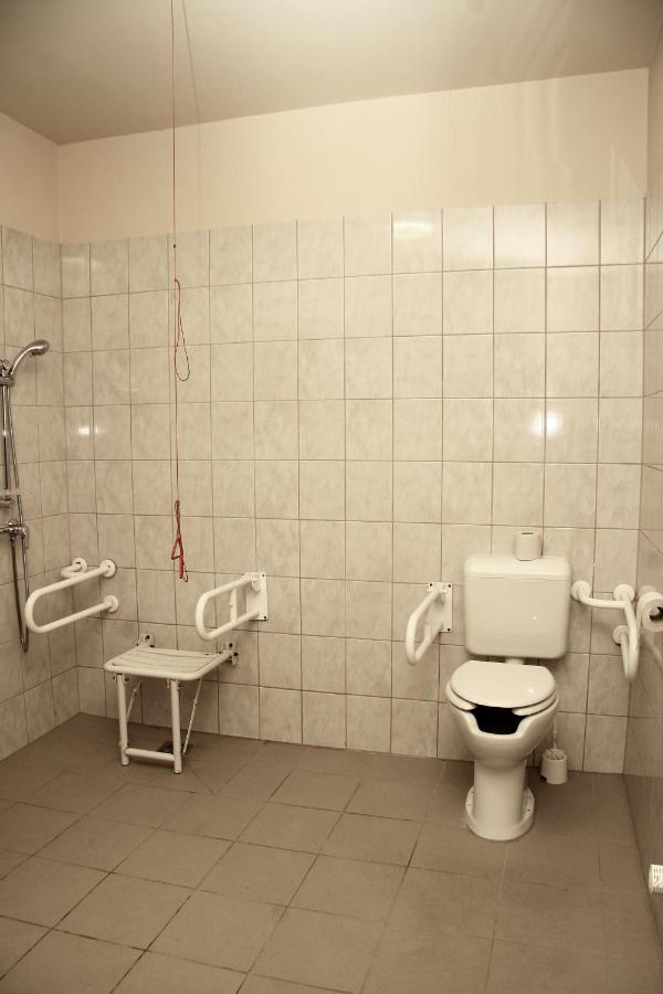 Hotel Rembrandt Vendeghaz Kisbér Zewnętrze zdjęcie