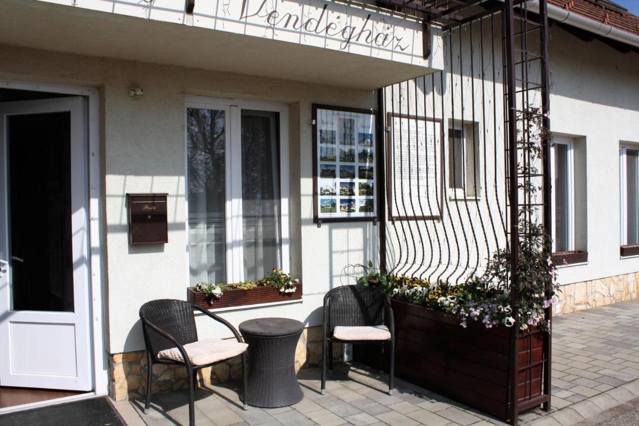 Hotel Rembrandt Vendeghaz Kisbér Zewnętrze zdjęcie