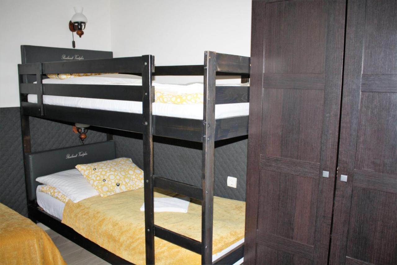 Hotel Rembrandt Vendeghaz Kisbér Zewnętrze zdjęcie