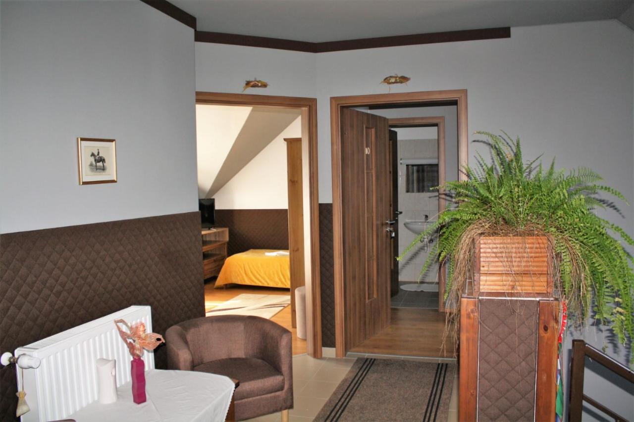 Hotel Rembrandt Vendeghaz Kisbér Zewnętrze zdjęcie