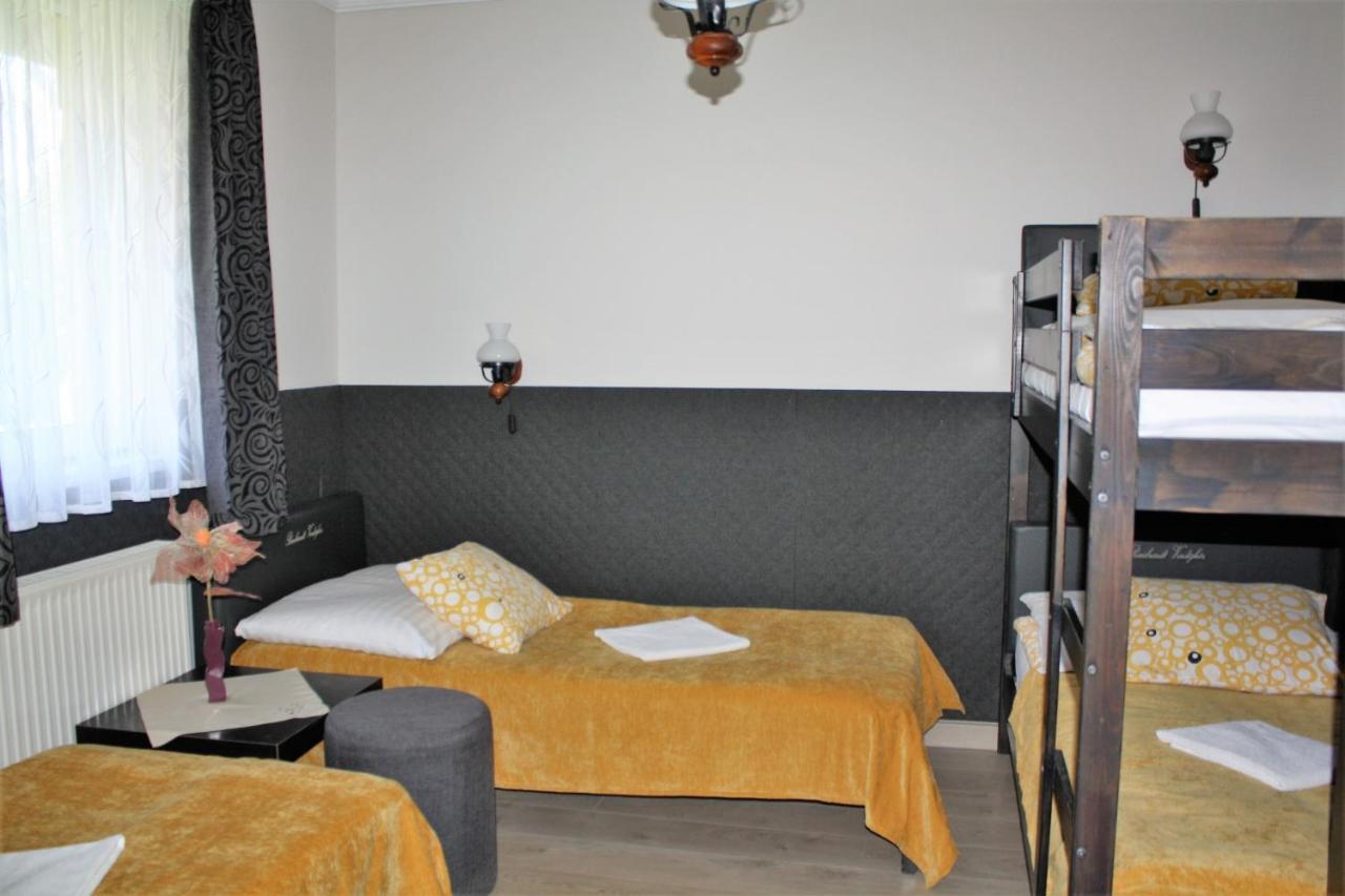 Hotel Rembrandt Vendeghaz Kisbér Zewnętrze zdjęcie