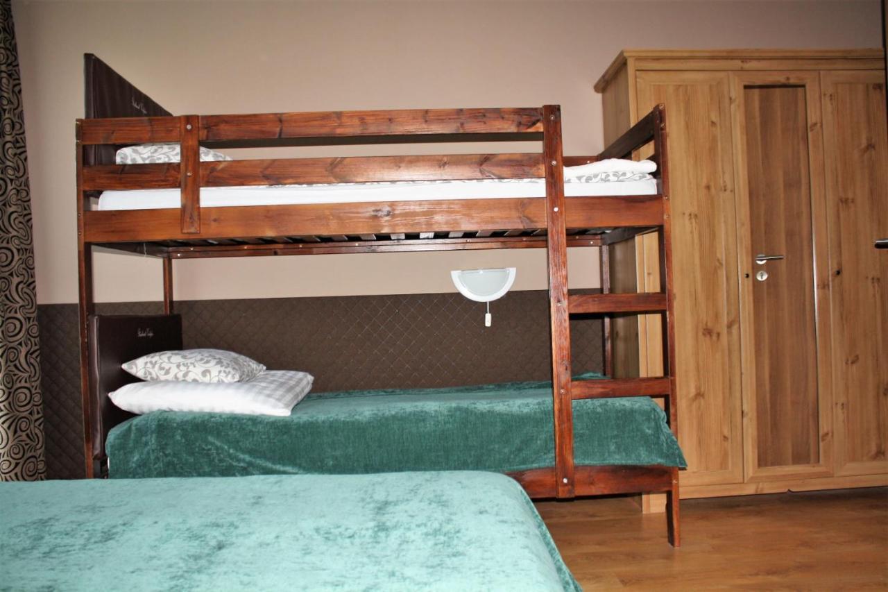 Hotel Rembrandt Vendeghaz Kisbér Zewnętrze zdjęcie