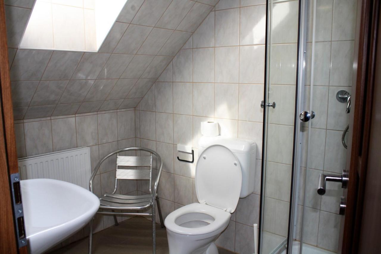 Hotel Rembrandt Vendeghaz Kisbér Zewnętrze zdjęcie
